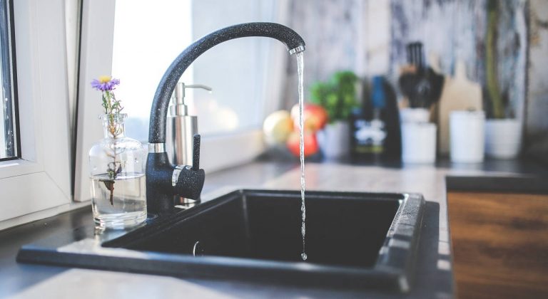 Réduire la facture d’eau : astuces et innovations