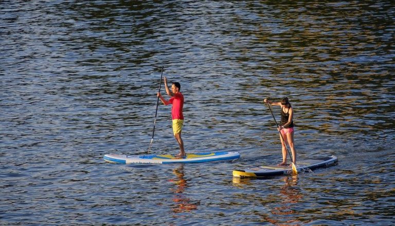 Stand-up paddle : ludique et bon pour la santé