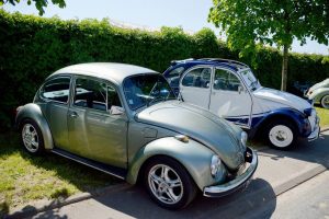 Coccinelle et 2cv Citroën carte grise de collection