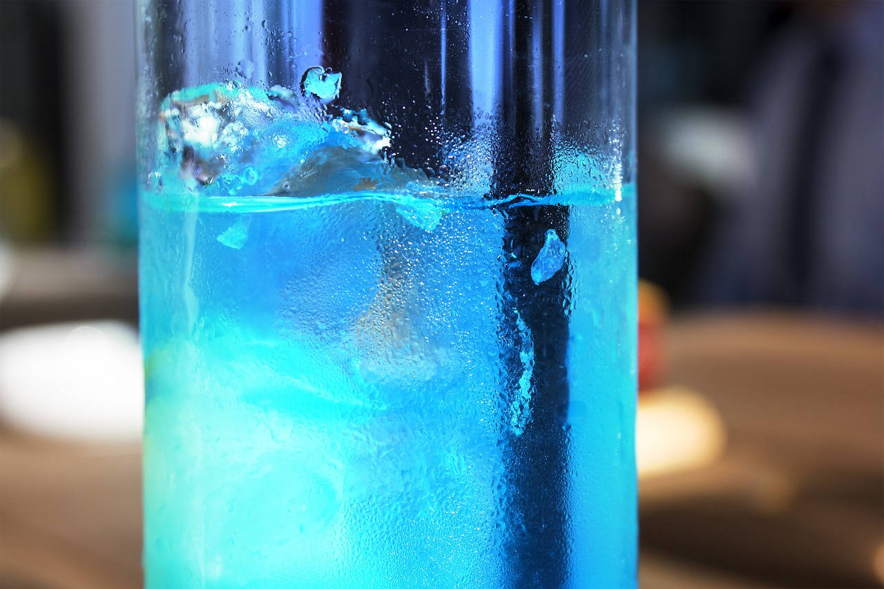 Comment préparer un délicieux cocktail Deep Blue