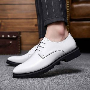 Chaussures blanches : un style moderne 